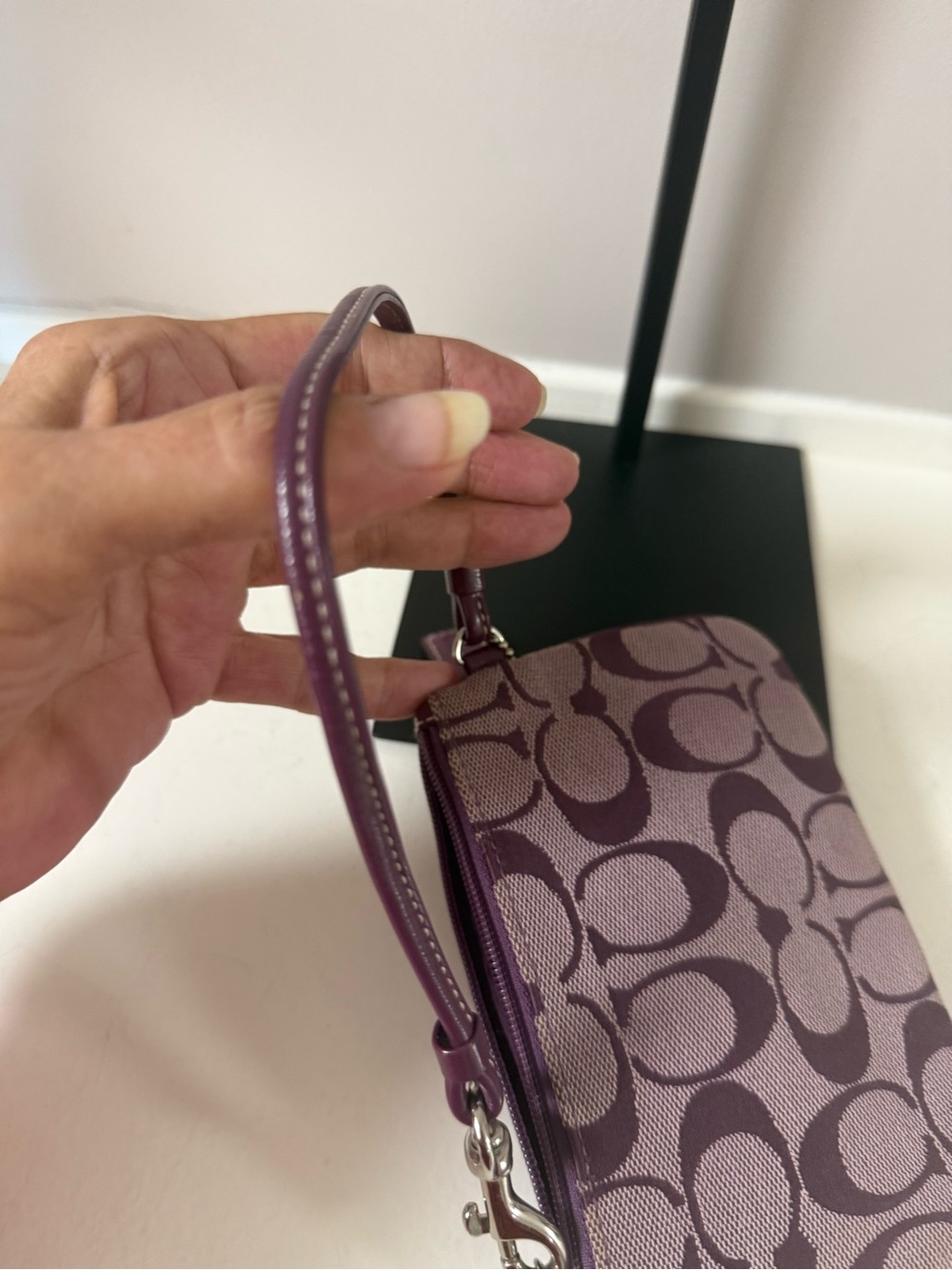 Coach Plum Signature Canvas Wristlet NWOT! - Picture 5 of 5